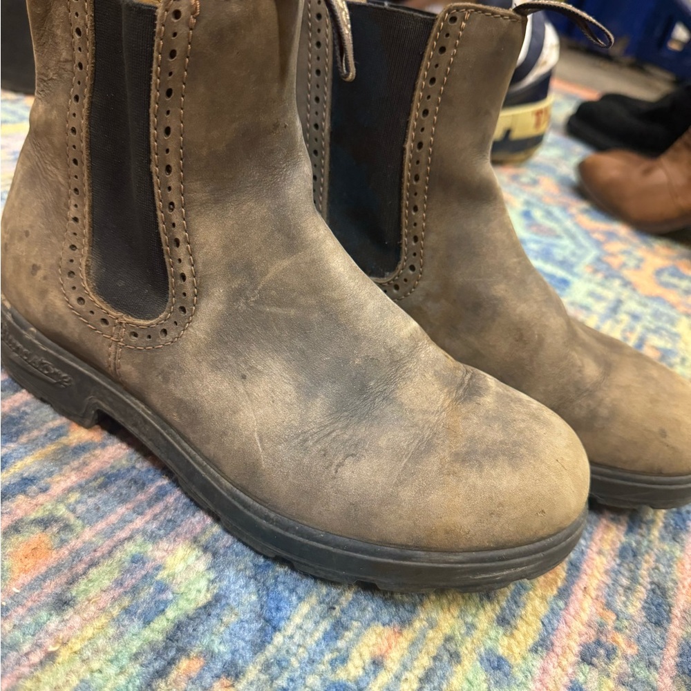 Blundstone Leather Chelsea Boots